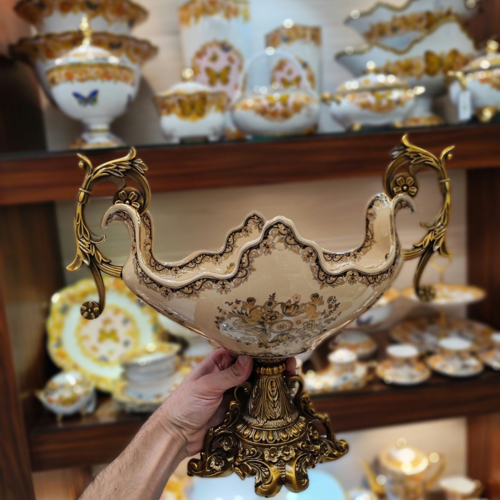 کشکول پایه دار متوسط زینک8068