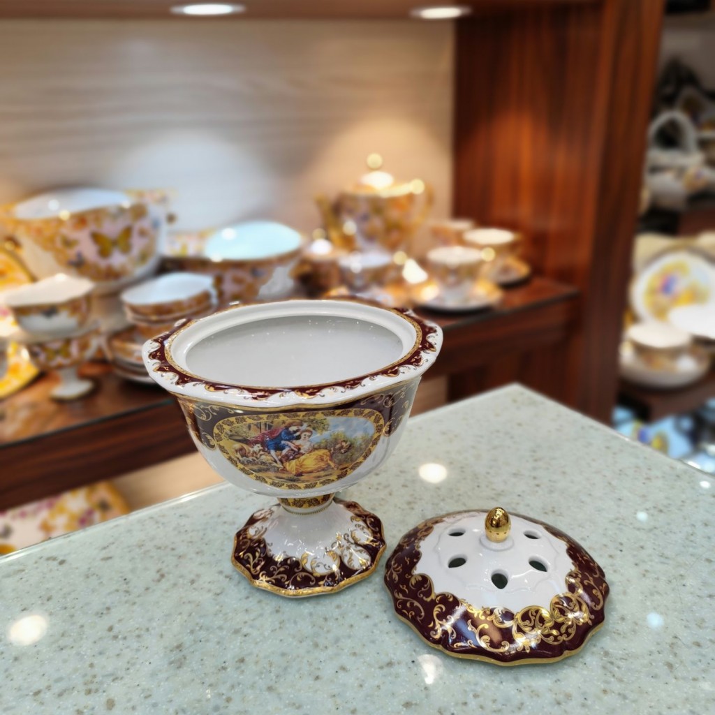 شکلات خوری پایدارلیلی مجنون زرشکی6071