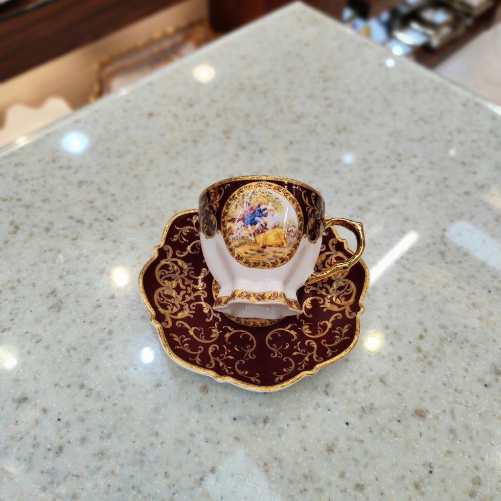 فنجان و نعلبکی چایخوری لیلی مجنون زرشکی6069