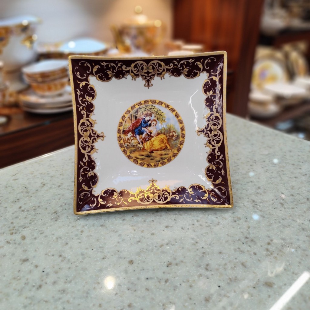 شیرینی خوری چهارگوش کوچک لیلی مجنون زرشکی6054