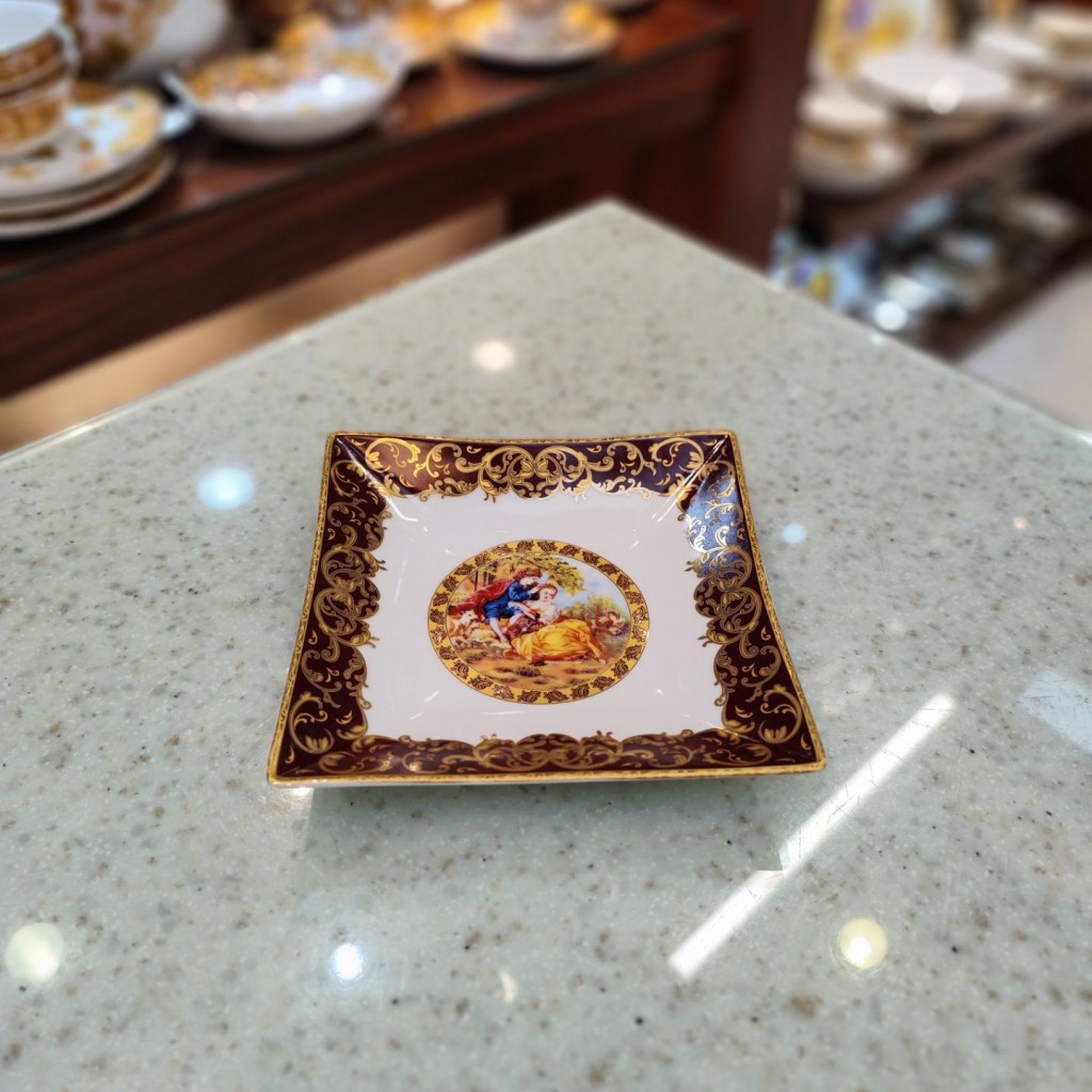 پیش دستی میوه خوری چهارگوش لیلی مجنون زرشکی6059