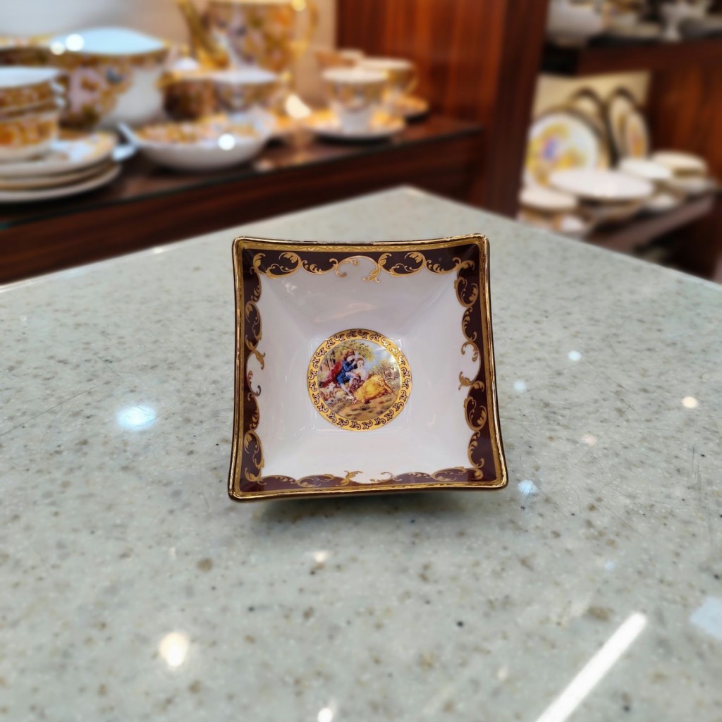 پیاله آجیل خوری چهارگوش لیلی مجنون زرشکی6061