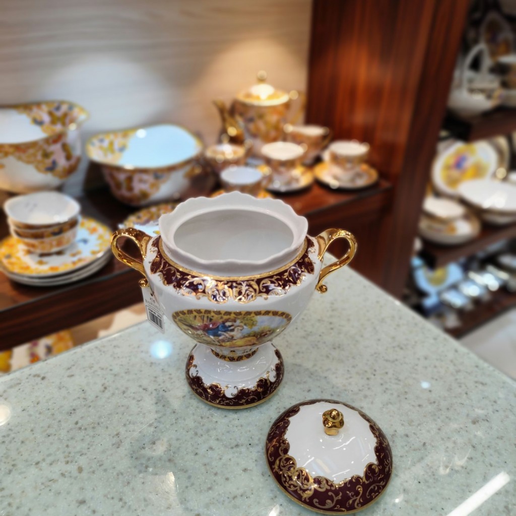 شکلات خوری پایداربزرگ لیلی مجنون زرشکی6012