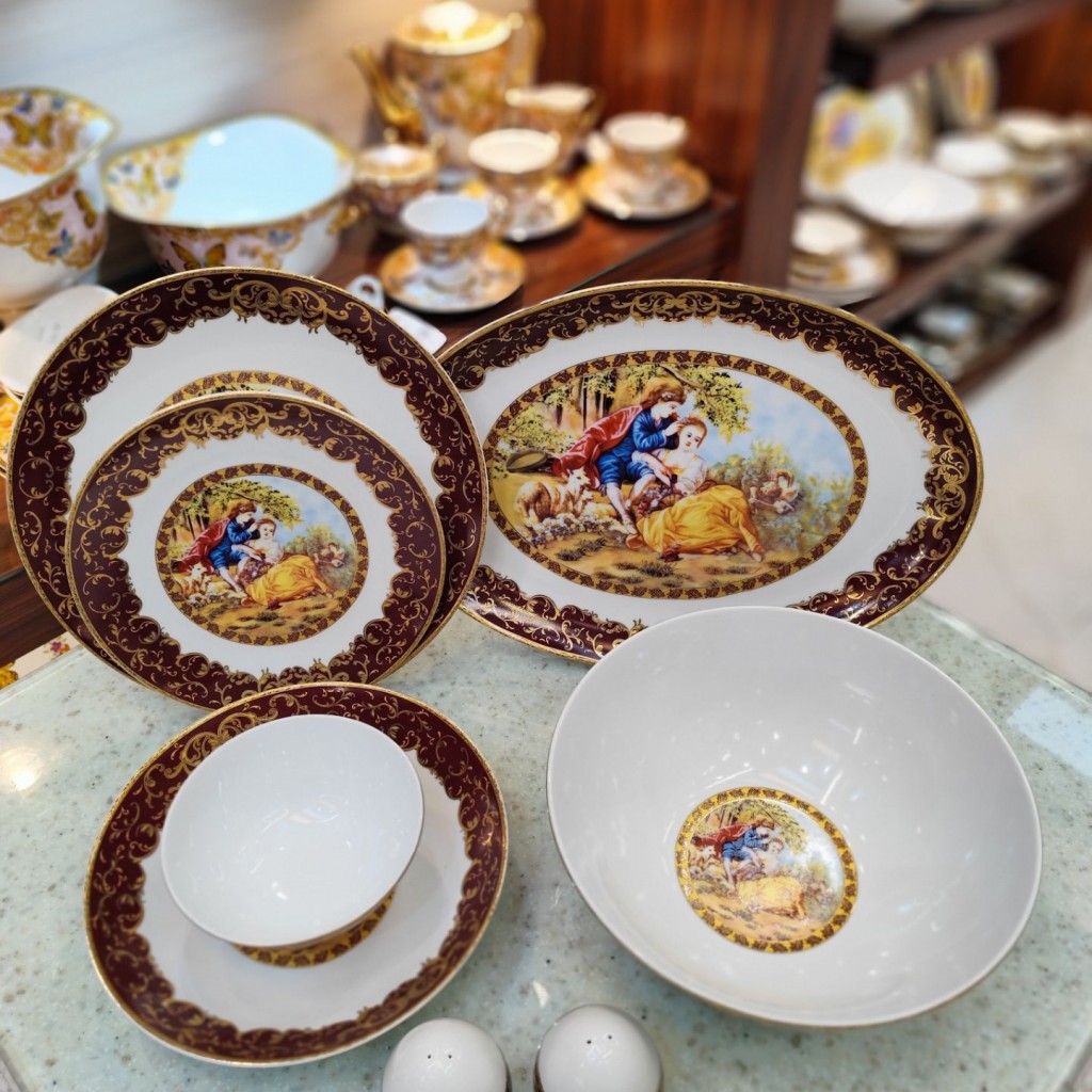 سرویس غذاخوری 6نفره 28پارچه لیلی مجنون زرشکی6000