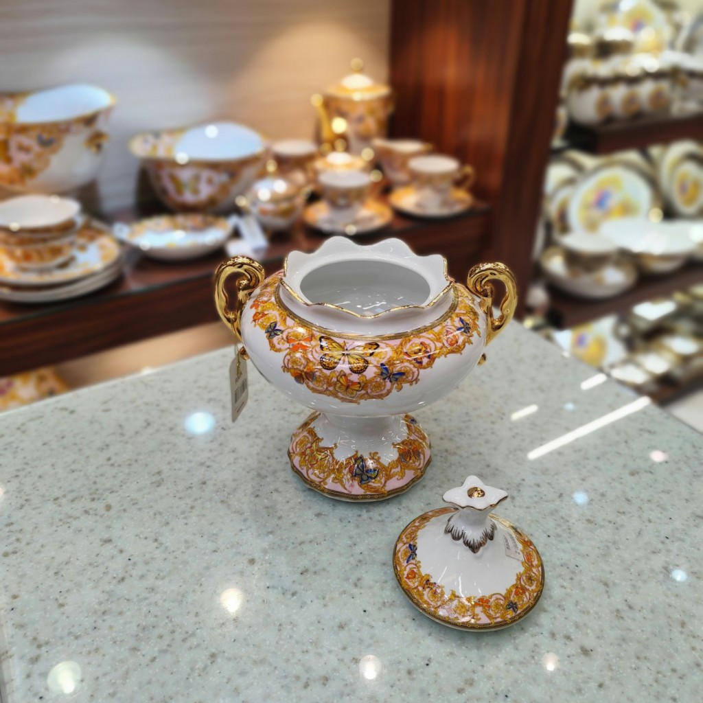 شکلات خوری پایه دار طرح پروانه صورتی