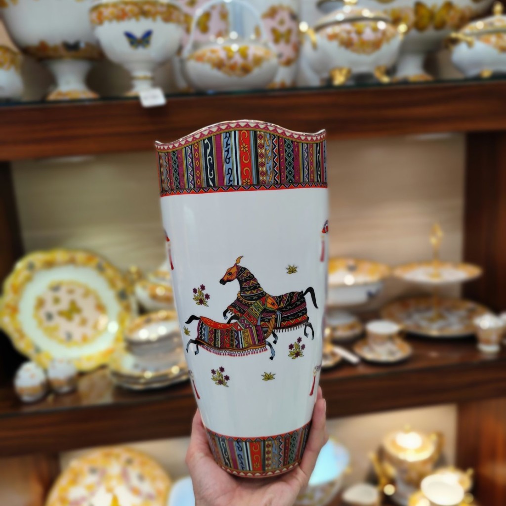 گلدان استوانه بزرگ طرح هرمس9007