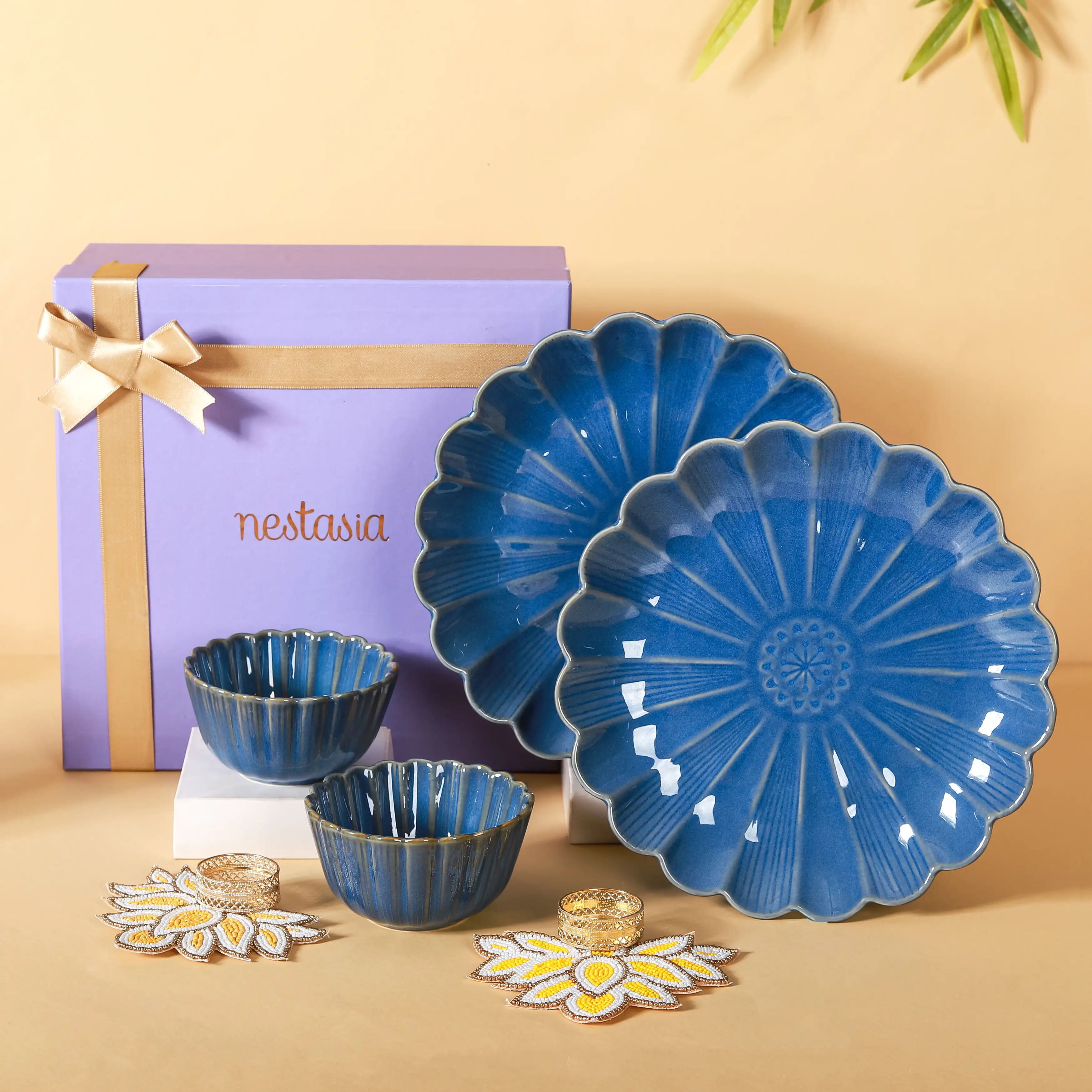 ست کاسه و بشقاب تزئینی