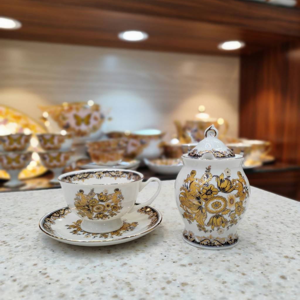 فنجان نعلبکی چای خوری چینی