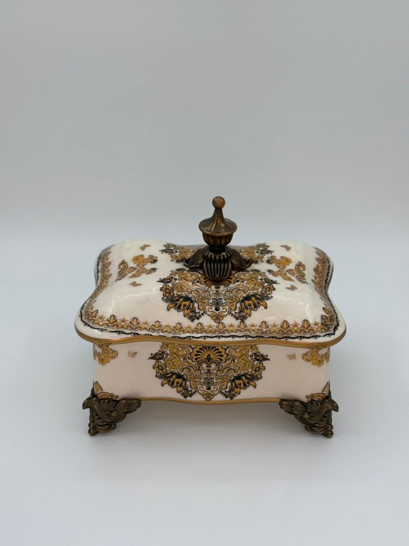 شکلات خوری چهارگوش دربدار NTC3009