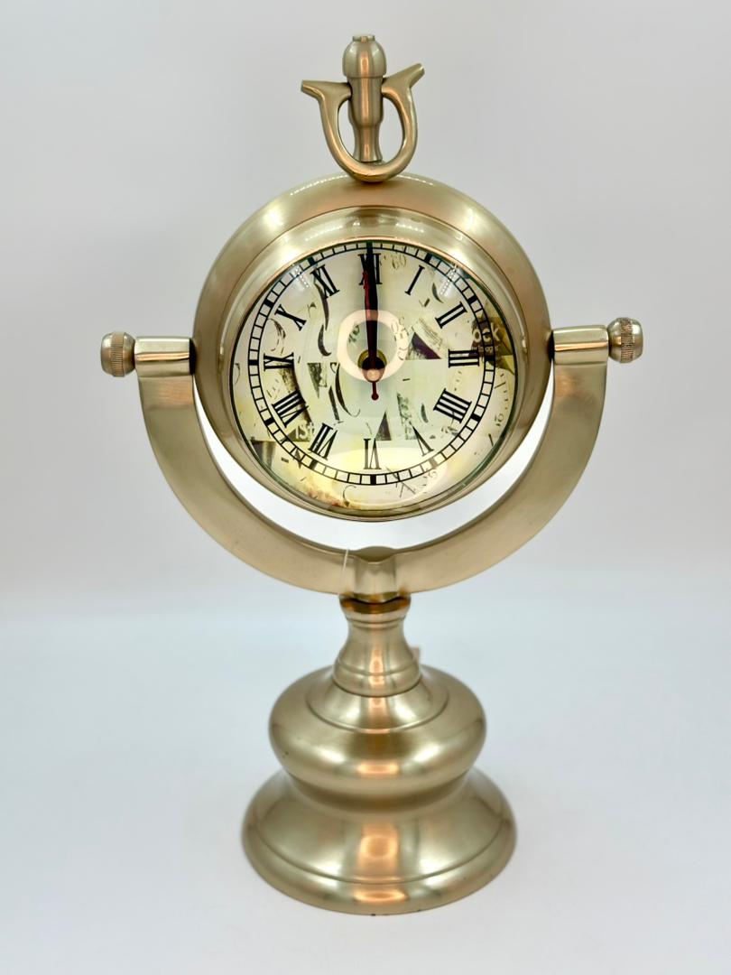 ساعت رو میزی4770