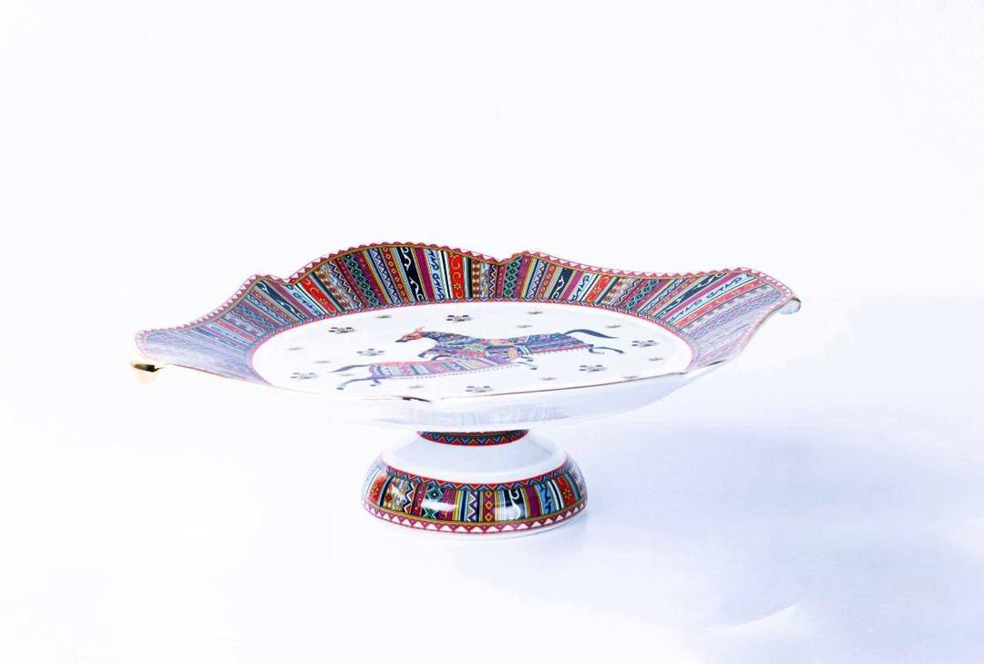 شرینی خوری پایه دار لبه برگشته NTC9018