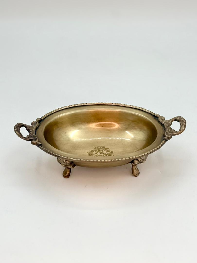 شکلات خوری23523