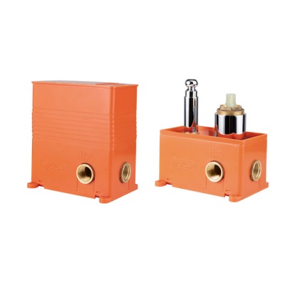 باکس (شیر مرکزی) توالت توکار درخشان