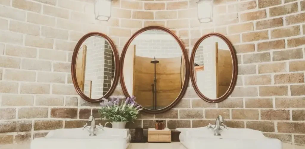 فاصله استاندارد آینه از روشویی