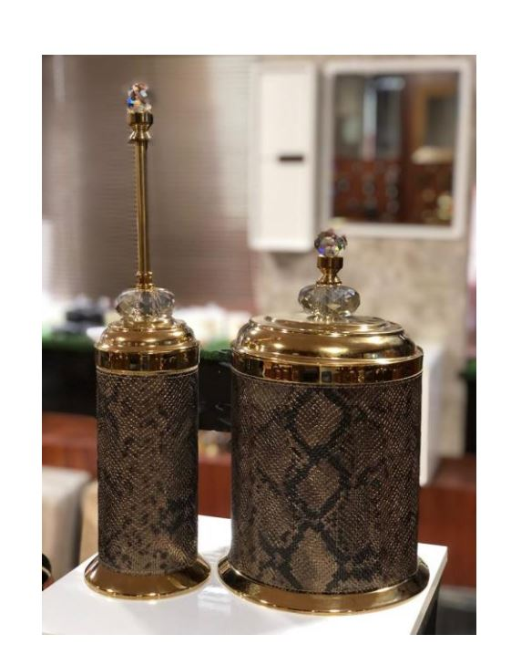 سطل و برس سرویس بهداشتی چرم پوست ماری فیدار