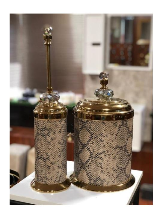 سطل و برس سرویس بهداشتی چرمی پوست ماری  قهوه ای طلایی  فیدار