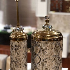 ست سطل و برس توالت vesto