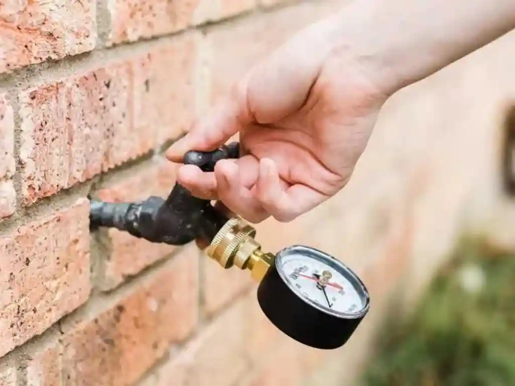 رفع صدای شیر آب