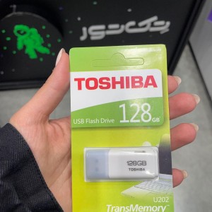 فلش مموری توشیبا مدل Toshiba U202