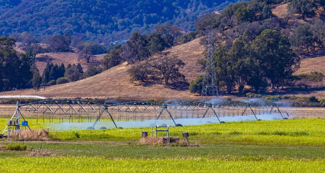 فروش وسایل و تجهیزات و لوازم آبیاری قطره ای در همدان