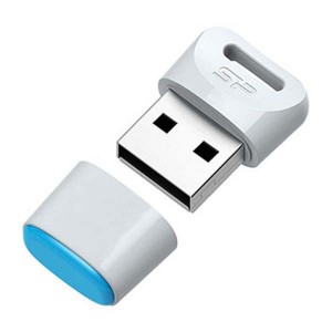 فلش 32 گیگ T06