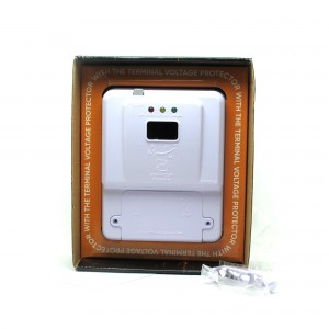محافظ ولتاژ تیراژه مدل دیجیتالی ترمینالی D8000