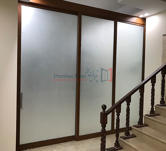 درب شیشه ای با سیستم اونیکس