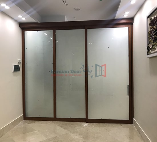 درب اتوماتیک با موتور کرماس