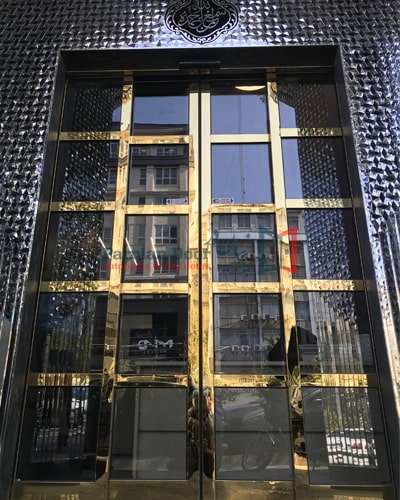 درب اتوماتیک استیل شبکه ای