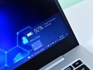ساده‌ ترین راه تست سلامت باتری لپ تاپ در ویندوز