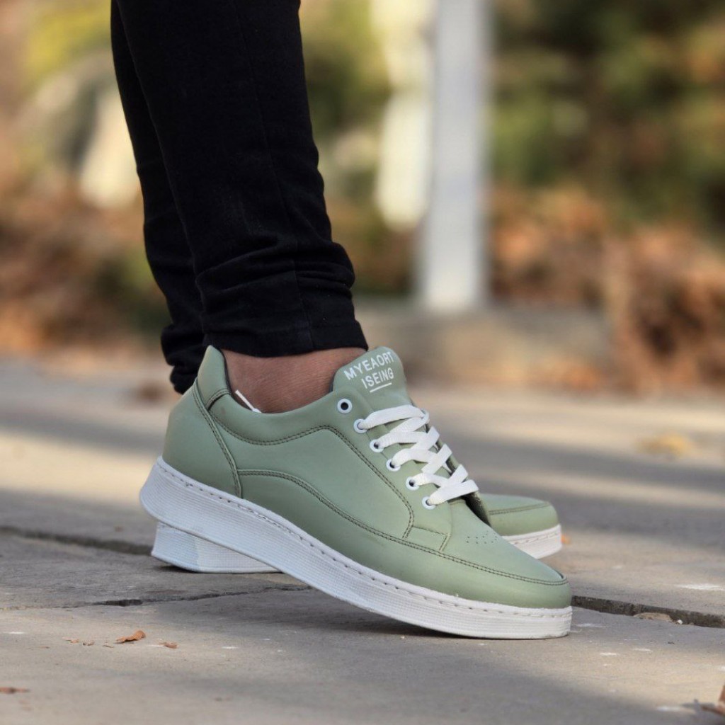 حراج واقعی کفش اسپرت ونس مردانه  و پسرانه  رنگ سبز زیره سفید بی نهایت خوش فرم و زیبا