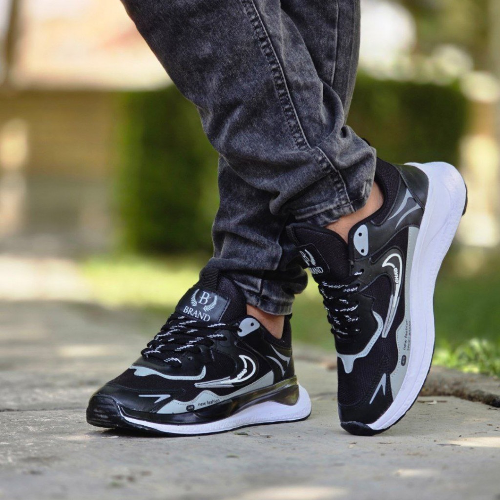 فروش  فوق العاده کفش  مردانه  پسرانه مدل نایک  بسیار راحت و جذاب رنگ مشکی طوسی زیره سفید باارسال رایگان