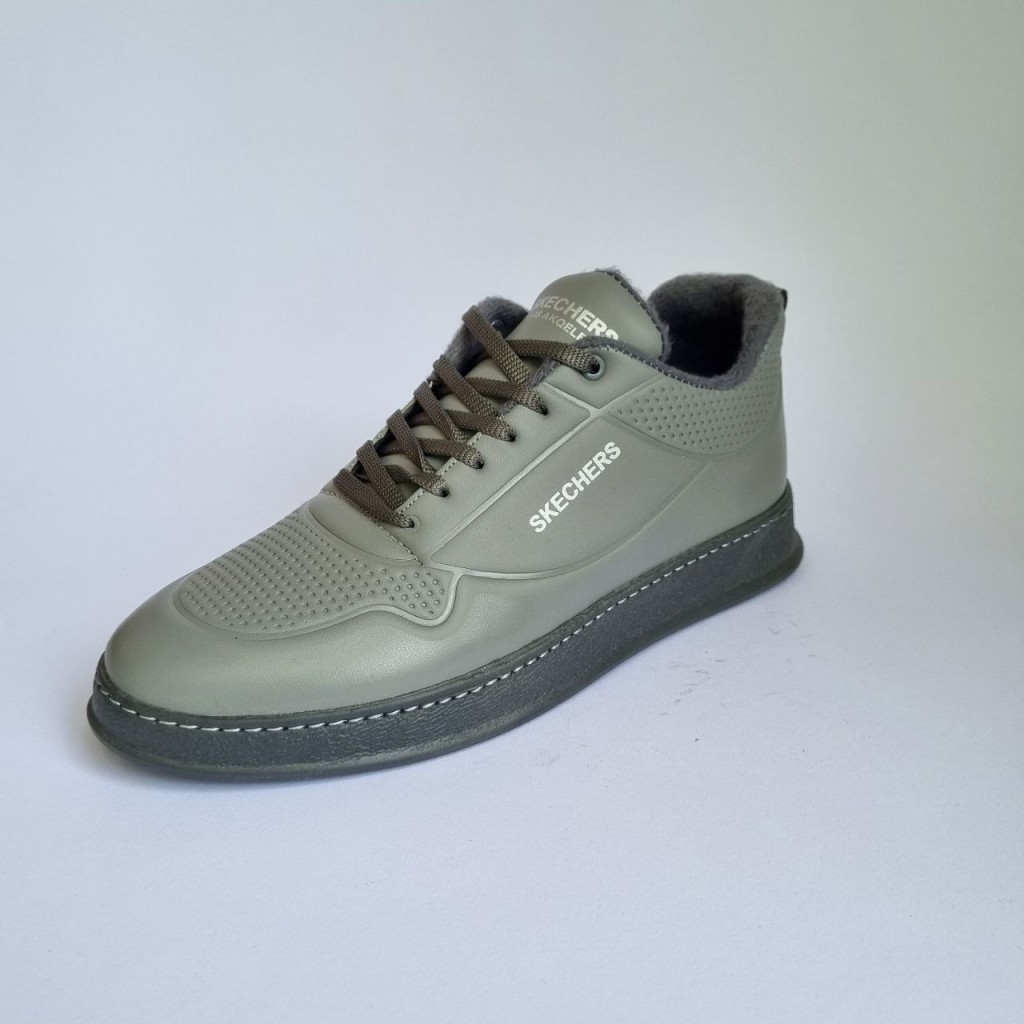 فروش بی نظیر کفش اسپرت مردانه مدل اسکیچرز  جدید و پرفروش رنگ طوسی تمام خاص