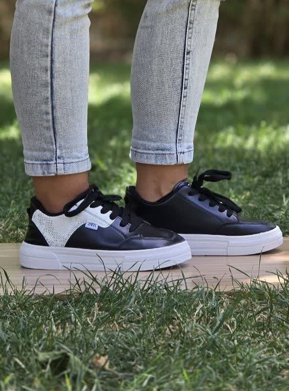 فروش هیجان انگیز کفش کتونی اسپرت دخترانه زنانه مدل زارا zara شیک و به روز رنگ مشکی سفید  باارسال رایگان