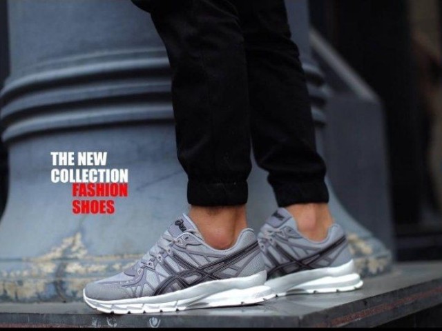 حراج ویژه کفش اسپرت مردانه مدل آسیکس کد 455  در رنگ بندی متنوع و زیبا