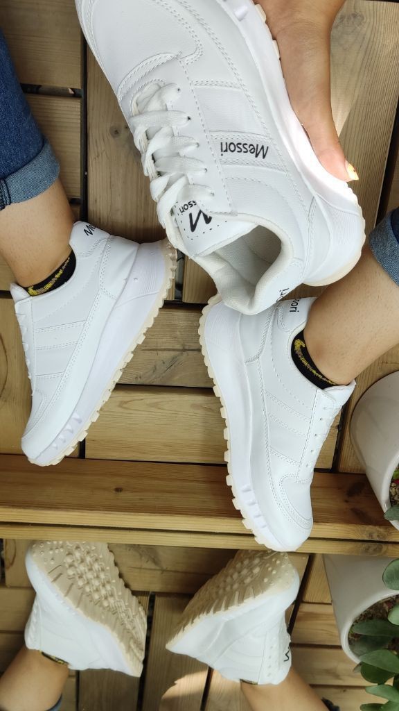 حراج استثنایی کتونی  اسپرت دخترانه  زنانه مدل جدید ونس  Messori رنگ سفید زیره کرمی  با ارسال رایگان  کد4408