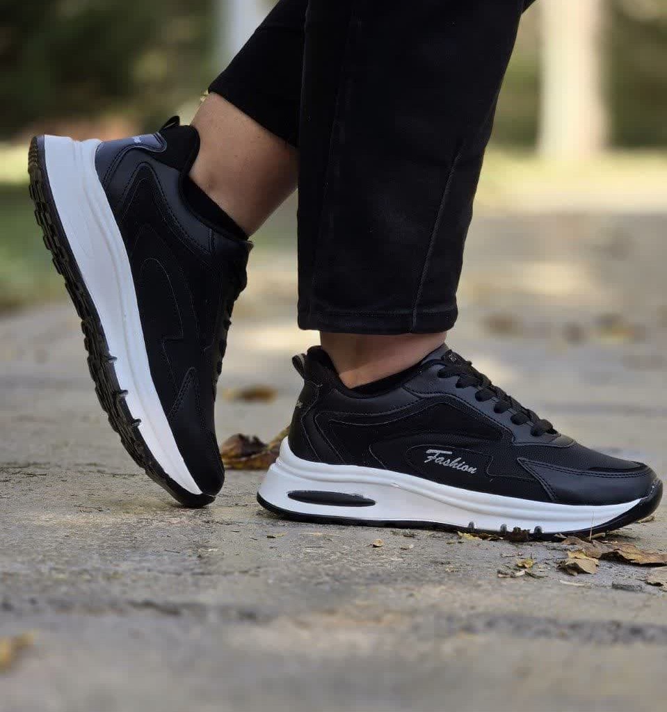 تخفیف ویژه  کفش اسپرت دخترانه مدل  رویگو  طرح جدید و خاص پسند رنگ مشکی زیره سفید شیک با ارسال رایگان