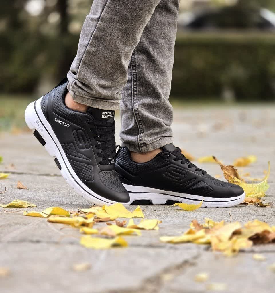 حراج فوق العاده  اسپرت پرطرفدار مردانه مدل اسکیچرز بادوام و مقاوم رنگ سفید تمام  ارسال رایگان3411