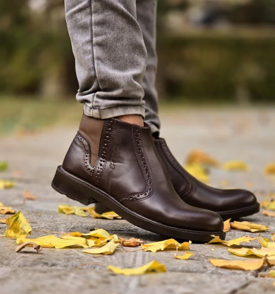 حرااااااج فوق العاده  این هفته کفش نیم بوت اسپرت مجلسی پسرانه و مردانه  رنگ قهوه ای زیره پیو مناسب افراد خاص  با ارسال رایگان