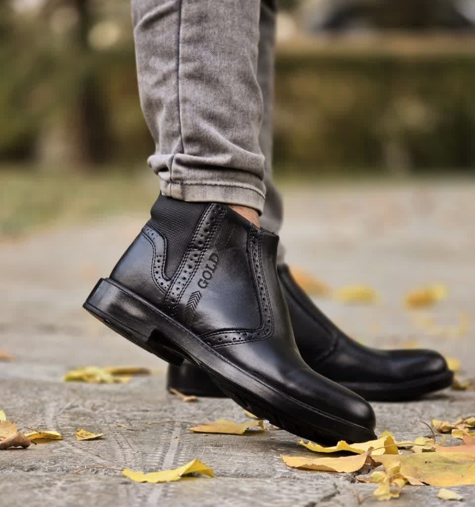 حرااااااج ویژه  این هفته کفش نیم بوت اسپرت مجلسی پسرانه و مردانه  بغل زیپ رنگ قهوه ای مدرن و خاص  با ارسال رایگان