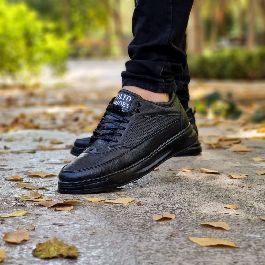 تخفیف باورنکردنی کفش اسپرت ونس مردانه و پسرانه  رنگ مشکی تمام فوق العاده جذاب