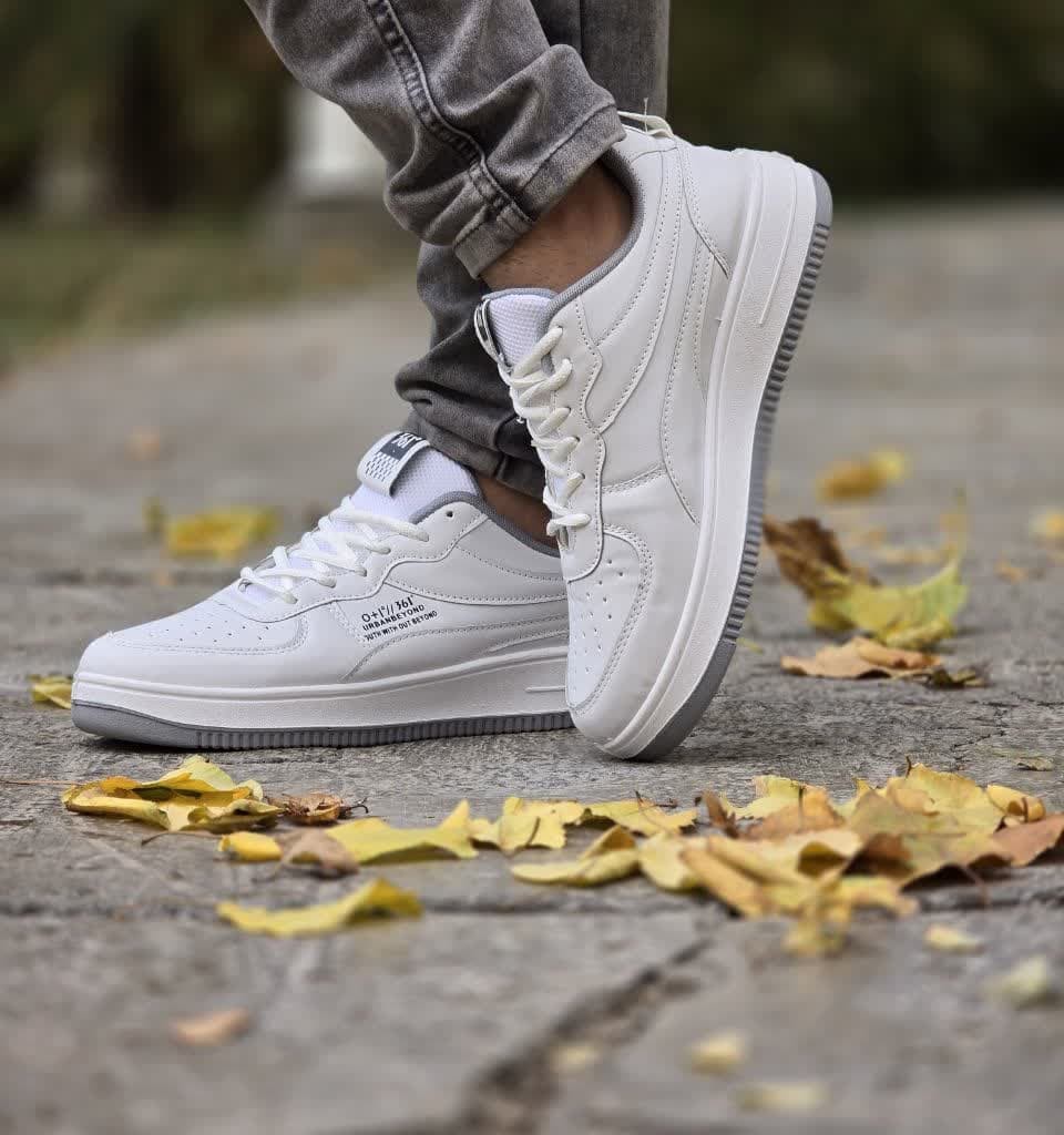 حراج کفش اسپرت بچگانه   31 تا 35 با ارسال رایگان کد 5158