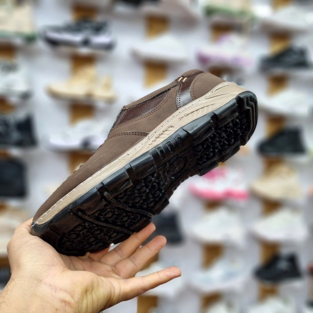 فروش ویژه روز مرد کفش طبی مجلسی اسپورت اداری مردانه رنگ مشکی فوق العاده با کیفیت  با ارسال رایگان