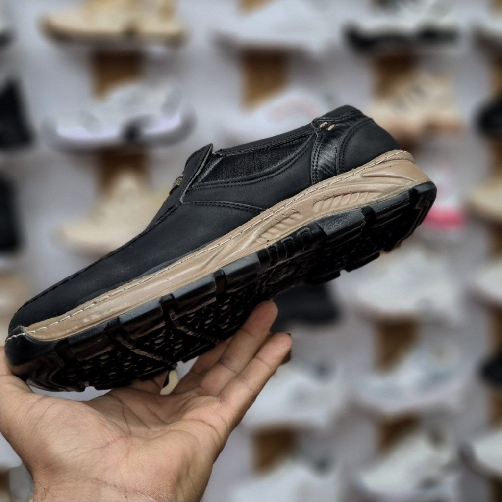 فروش ویژه روز مرد کفش طبی مجلسی اسپورت اداری مردانه رنگ خردلی زیره پیو با کیفیت درجه یک با ارسال رایگان