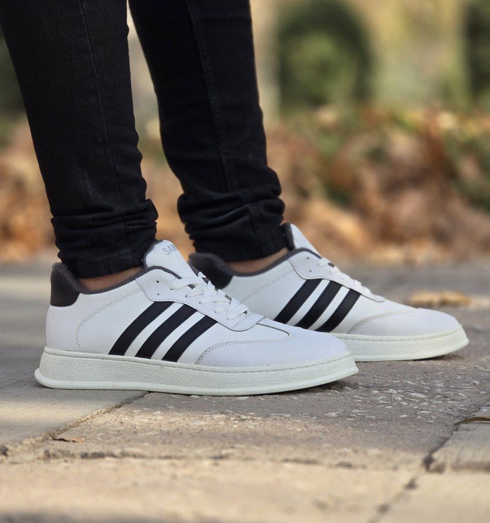 حرااااج شگفت انگیز  کفش اسپرت ونس مردانه  و پسرانه مدل آدیداس رنگ مشکی یه کار خوشپا و زیبا با ارسال رایگان