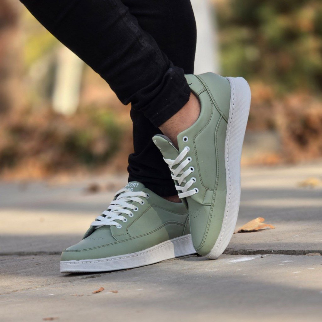 فروش ویژه  کفش اسپرت ونس مردانه  و پسرانه  رنگ طوسی زیره سفید مناسب افراد خوش پوش  با ارسال رایگان   با ارسال رایگان