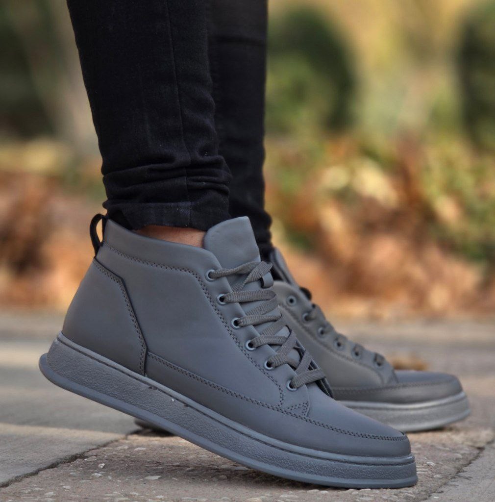 حراج واقعی کفش  نیم بوت اسپرت ونس مردانه  و پسرانه  رنگ سبز زیره سفید  یه کار جدید و مدرن   با ارسال رایگان