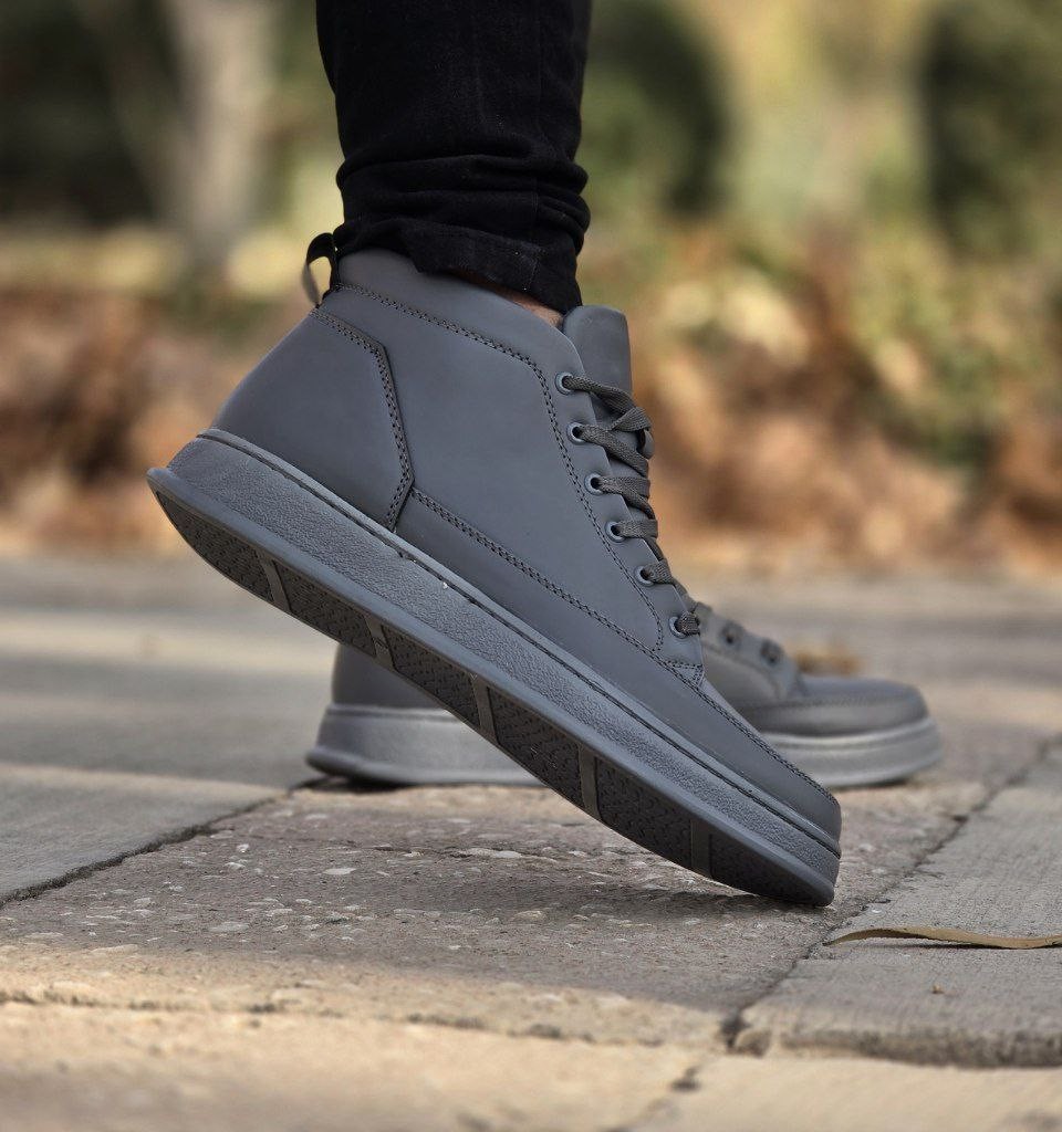 حراج واقعی کفش  نیم بوت اسپرت ونس مردانه  و پسرانه  رنگ سبز زیره سفید  یه کار جدید و مدرن   با ارسال رایگان