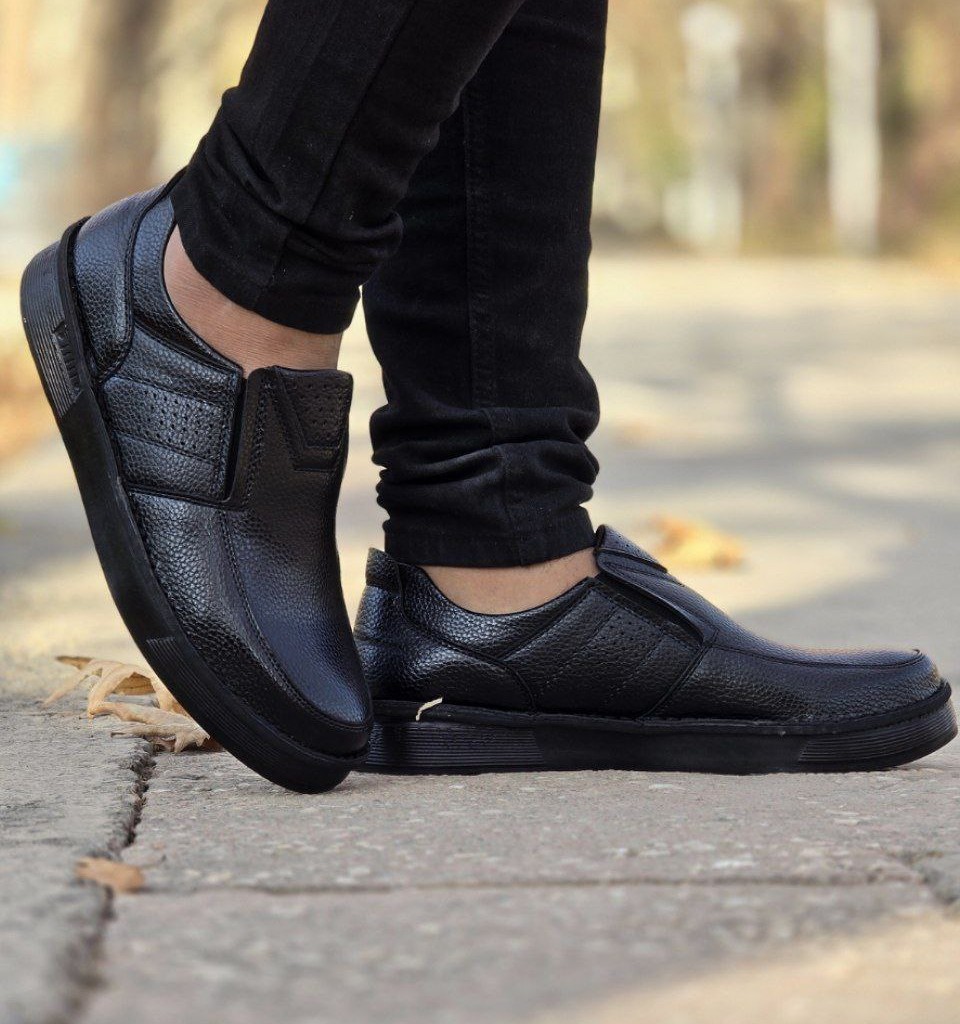 فروش ویژه روز مرد کفش طبی مجلسی اسپورت اداری مردانه رنگ مشکی زیره پیو نرم و راحت  با ارسال رایگان