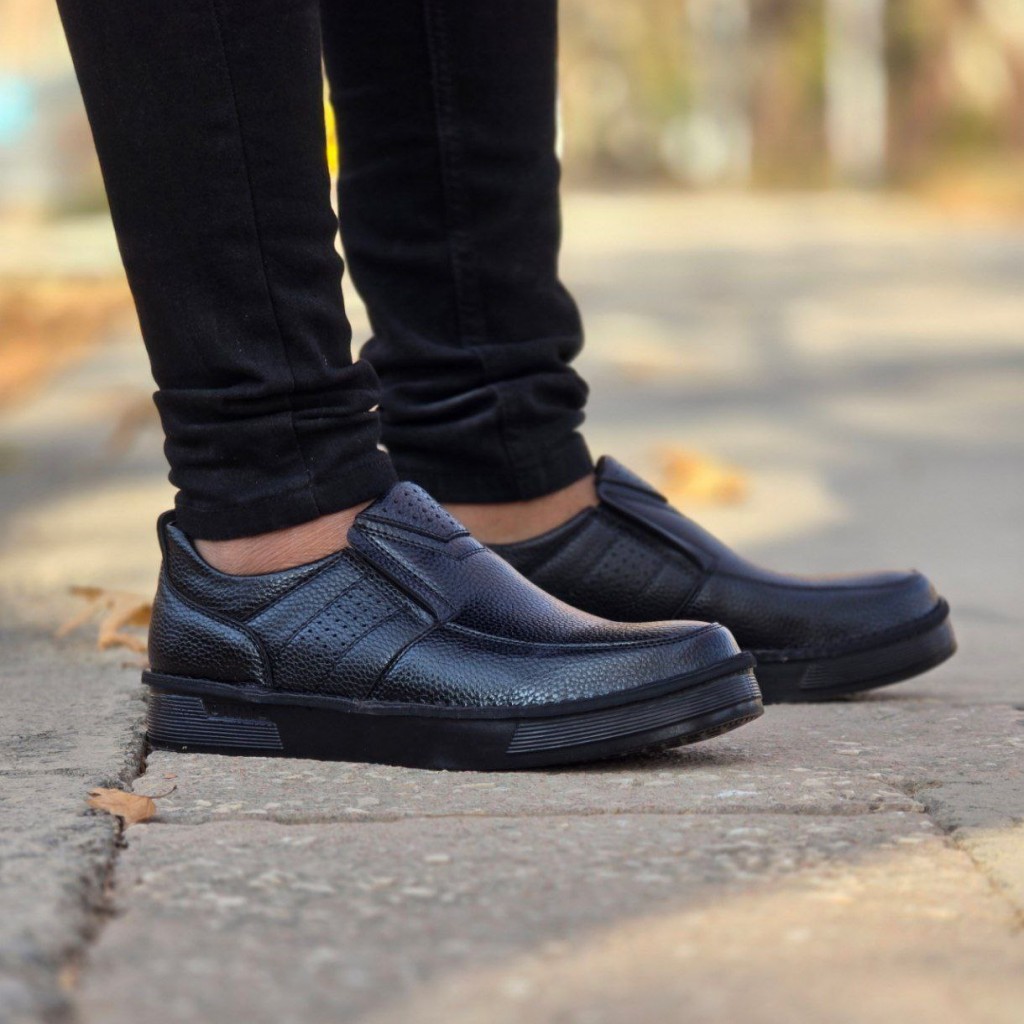 فروش ویژه روز مرد کفش طبی مجلسی اسپورت اداری مردانه رنگ مشکی زیره پیو نرم و راحت  با ارسال رایگان